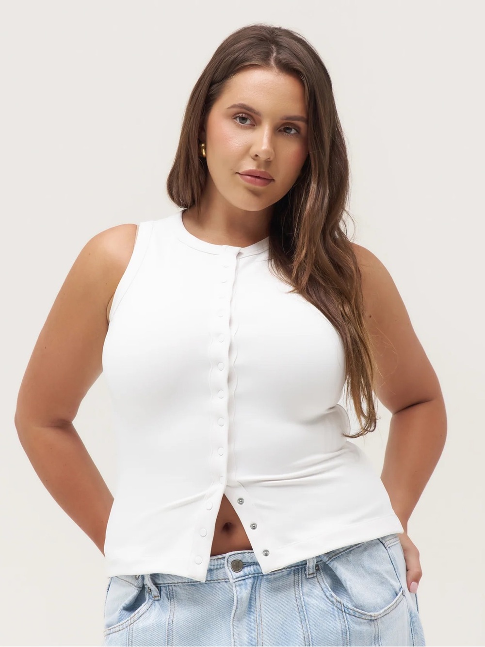 Maebe Button-Front Off White Sleeveless Tank Top